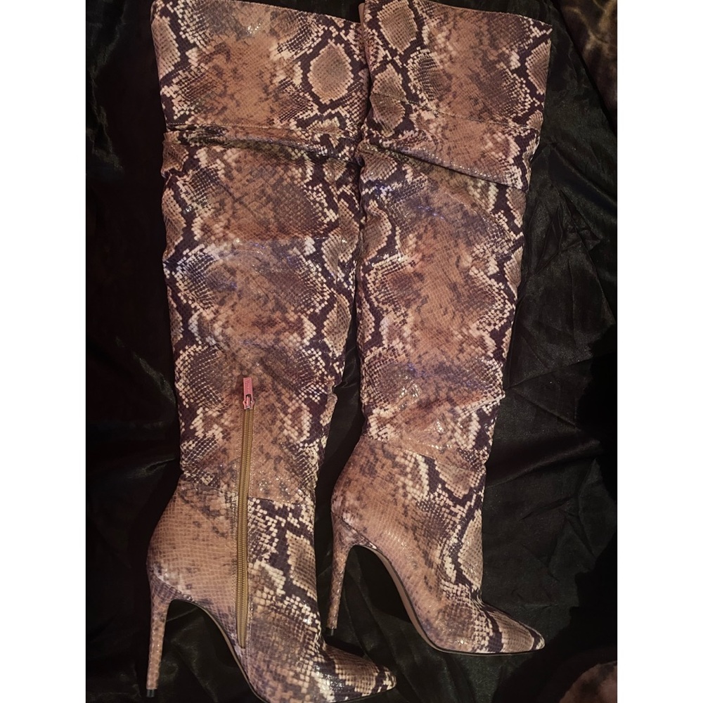 Jessica Simpson Snake Print Boots